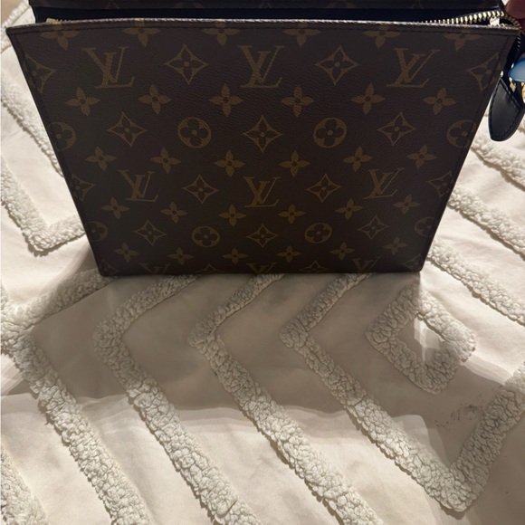 Louis Vuitton Brown Monogram Toiletry Bag - Picture 1 of 2